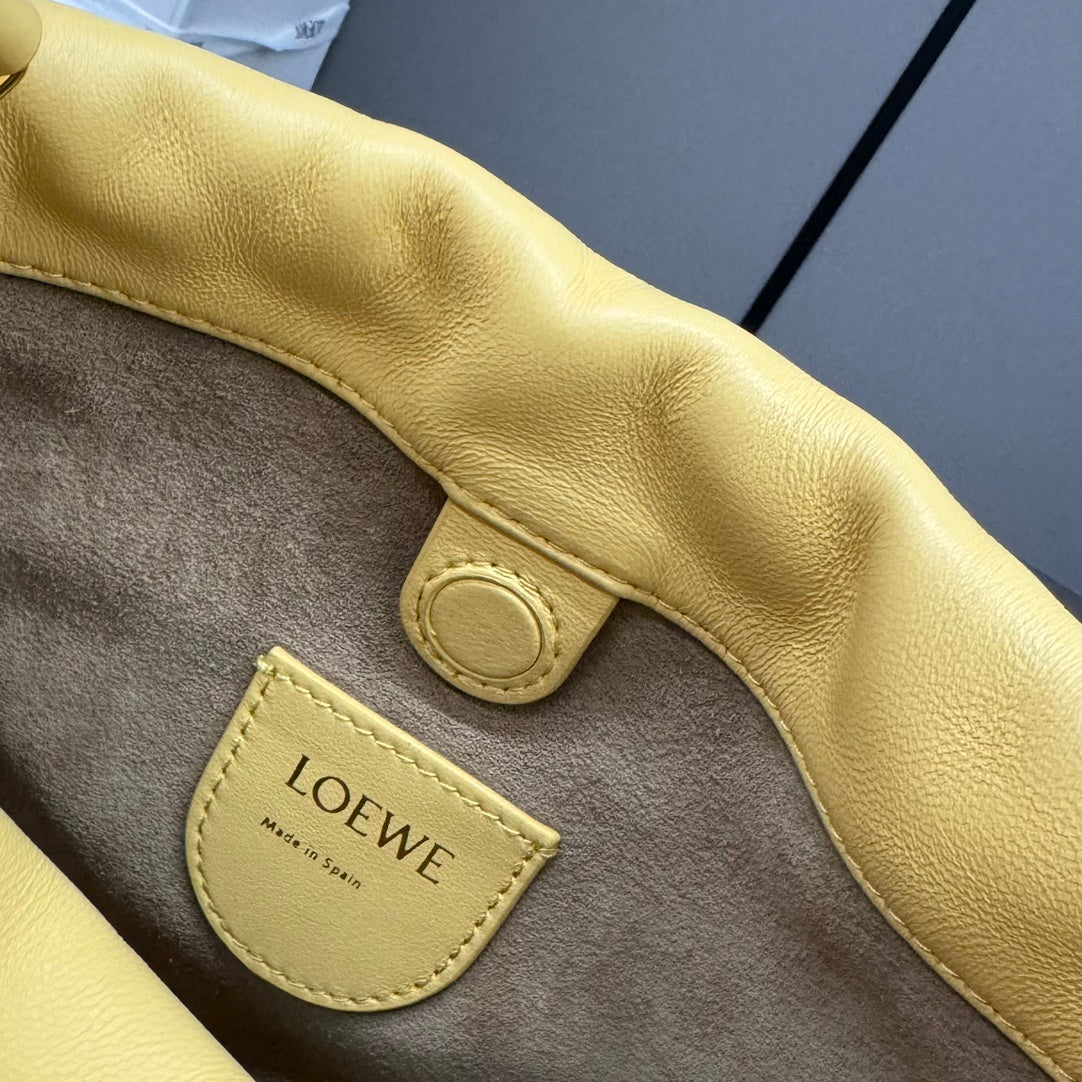 LOE 23 FLAMENCO PURSE BUCKET IN YELLOW LAMBSKIN mysite