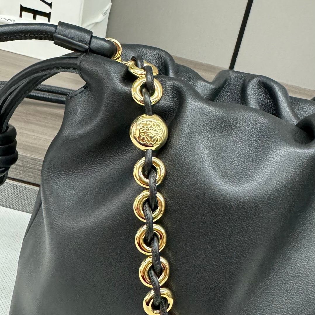 LOE MEDIUM 30 FLAMENCO PURSE BUCKET IN BLACK LAMBSKIN mysite
