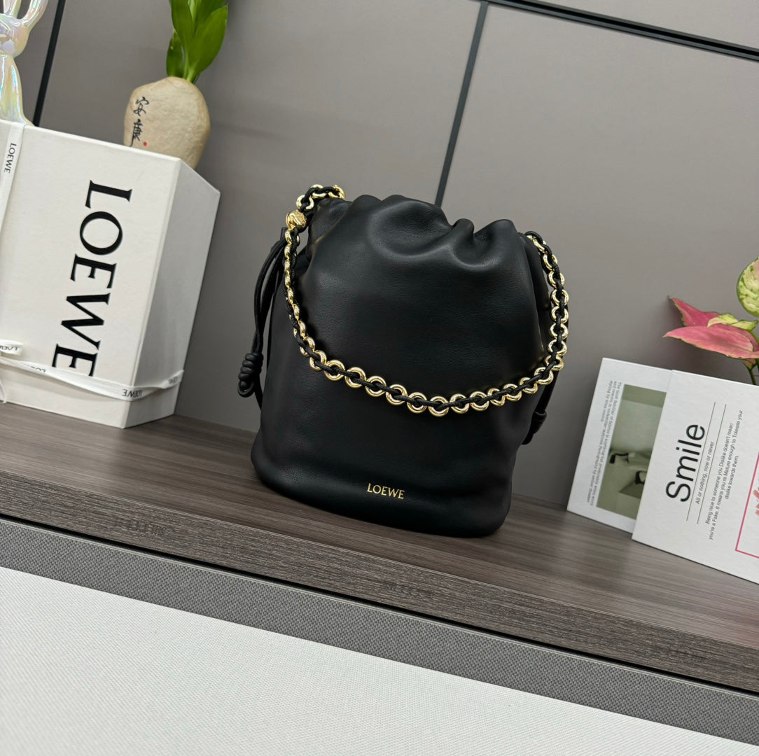 LOE 32 FLAMENCO PURSE BUCKET IN BLACK LAMBSKIN mysite