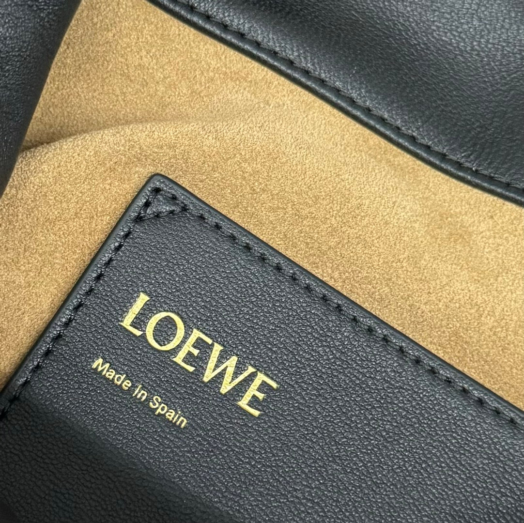LOE 32 FLAMENCO PURSE BUCKET IN BLACK LAMBSKIN mysite