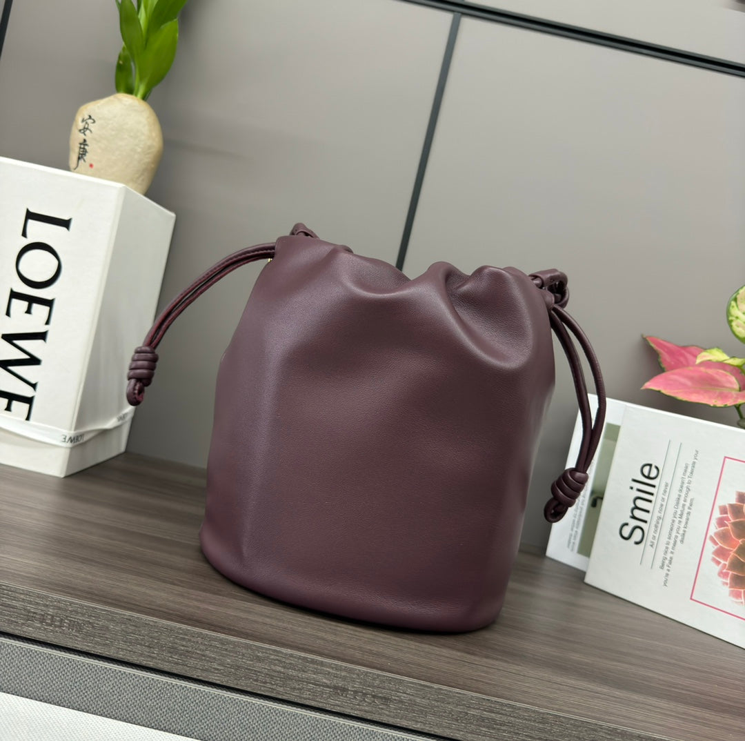 LOE 32 FLAMENCO PURSE BUCKET IN CHESTNUT BROWN LAMBSKIN mysite