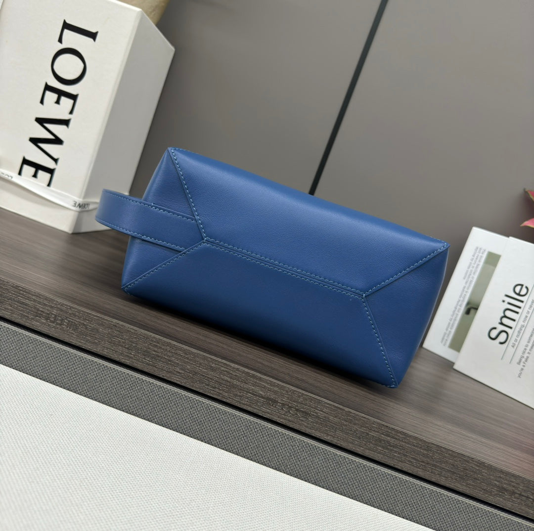 PUZZLE FOLD WASH 22 BAG IN ROYAL BLUE SHINY CALFSKIN mysite