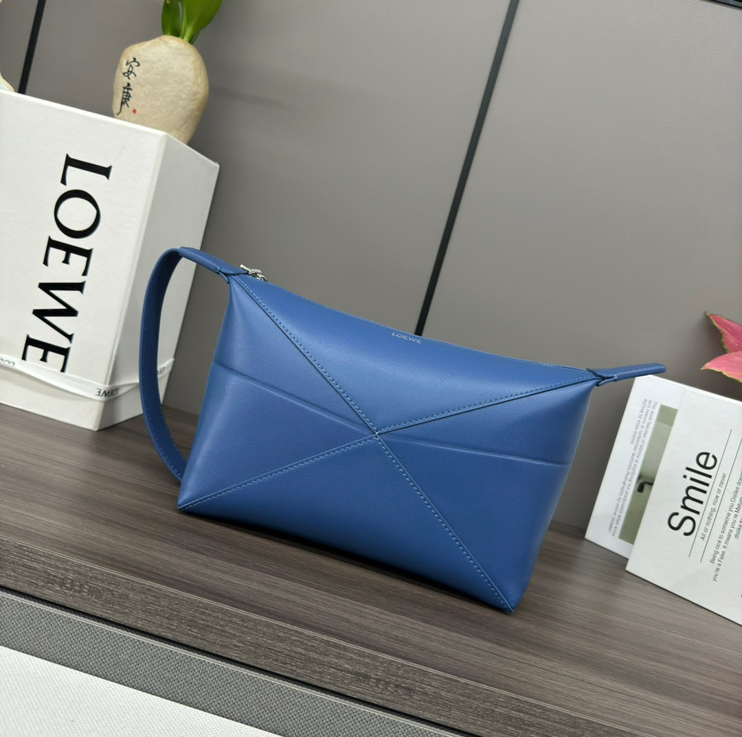 PUZZLE FOLD WASH 22 BAG IN ROYAL BLUE SHINY CALFSKIN mysite