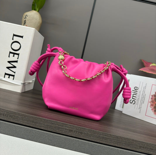 LOE 23 FLAMENCO PURSE BUCKET IN FUSICA PINK LAMBSKIN mysite
