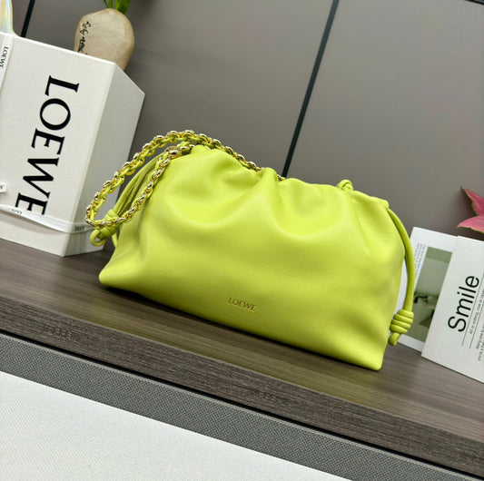 LOE MEDIUM 30 FLAMENCO PURSE BUCKET IN PEAR GREEN LAMBSKIN mysite