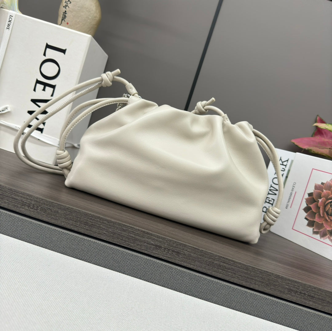 Loewe Flamenco Purse 30 White Lambskin Shw mysite