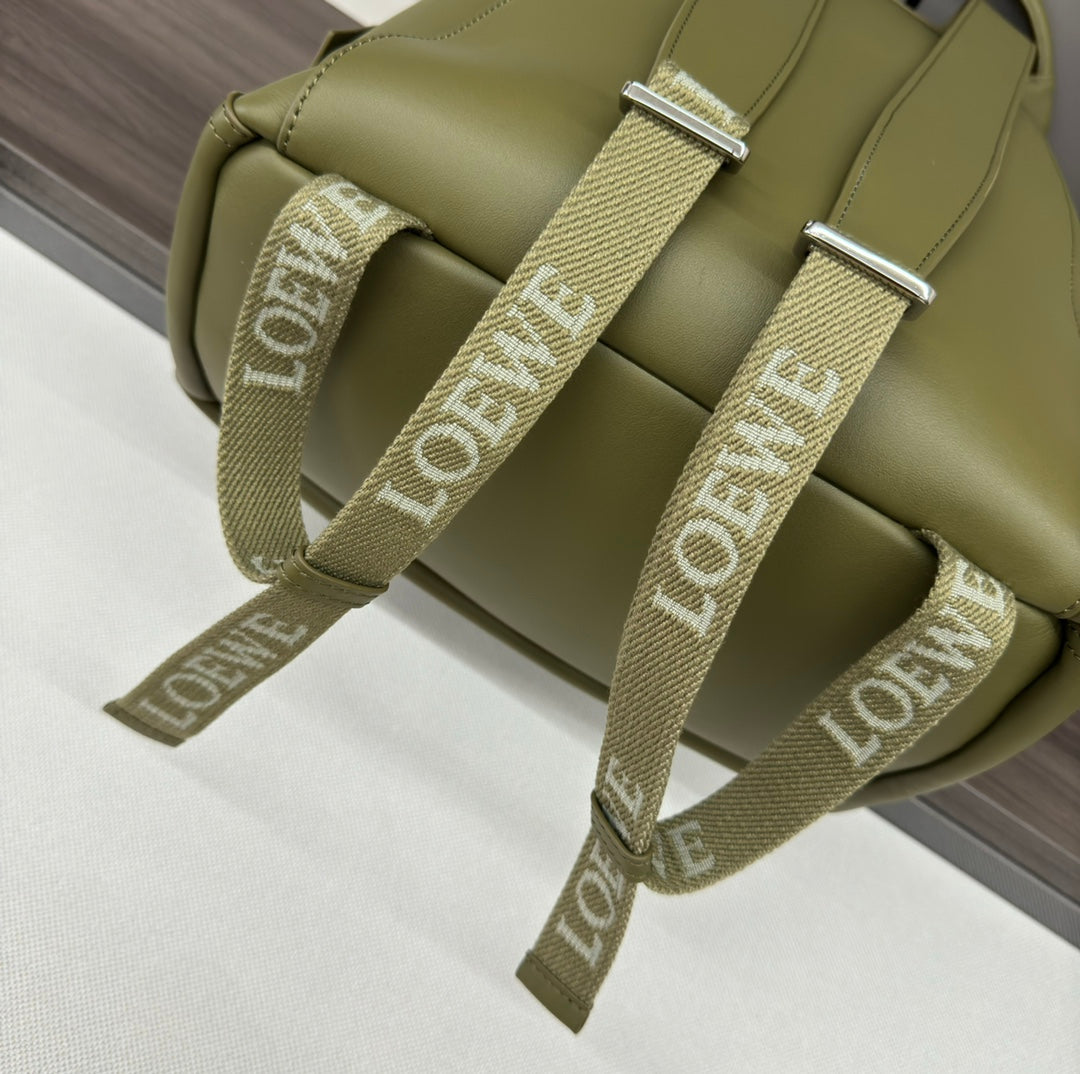 FLAMENCO 40 BACKPACK IN CROCODILE GREEN SHINY SUPPLE CALFSKIN mysite