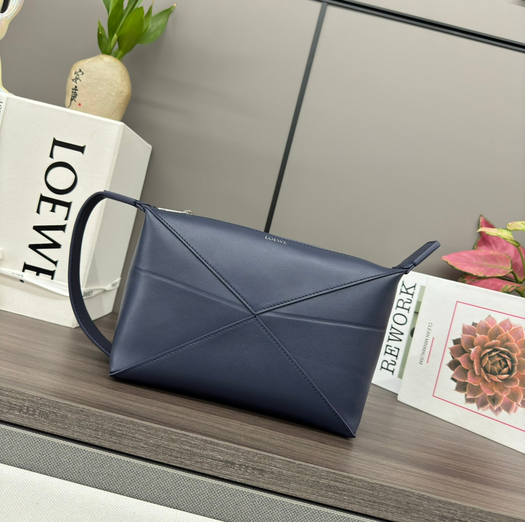 PUZZLE FOLD WASH 22 BAG IN PRUSSIAN BLUE SHINY CALFSKIN mysite