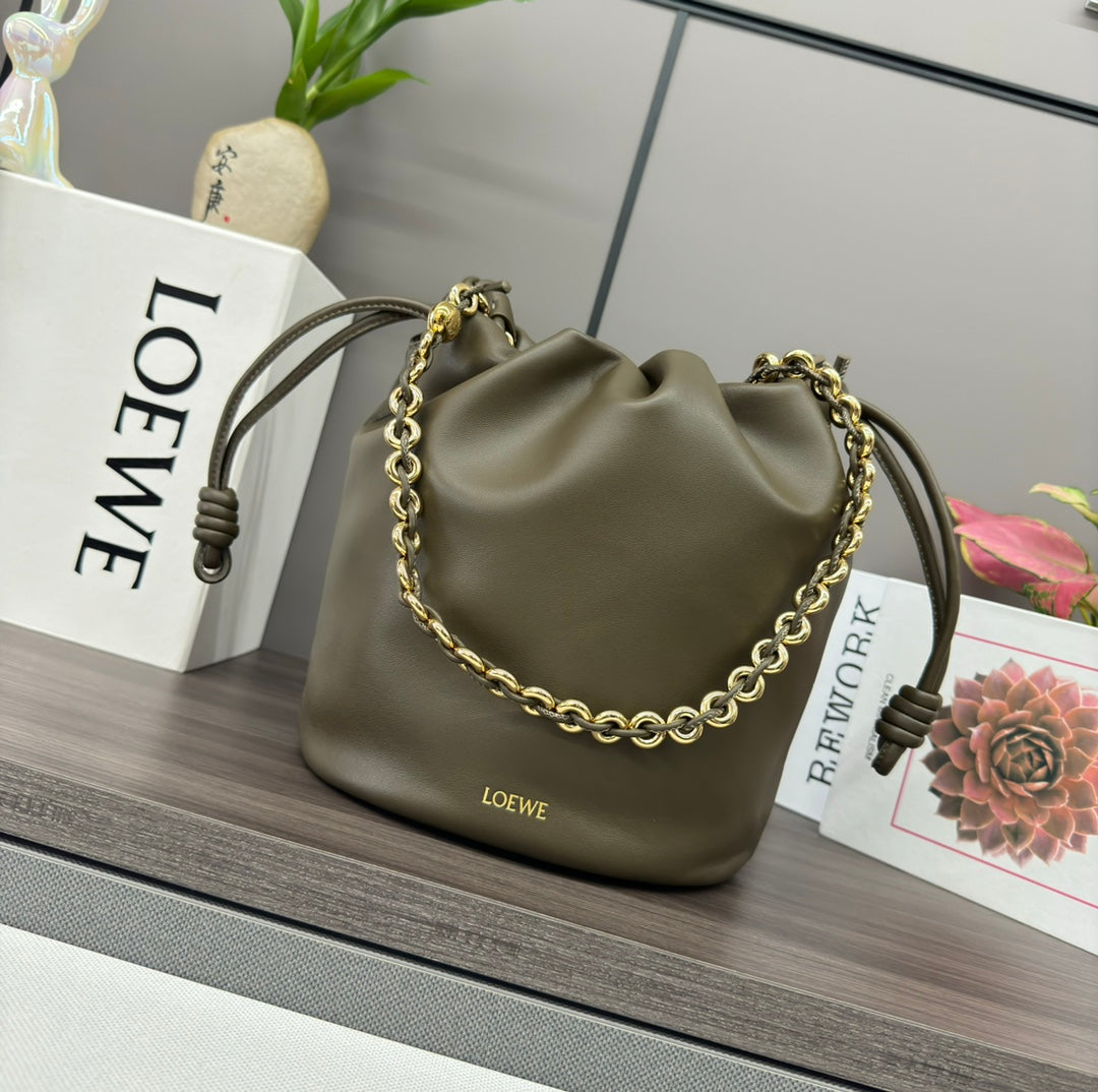 LOE 32 FLAMENCO PURSE BUCKET IN ARMY GREEN LAMBSKIN mysite