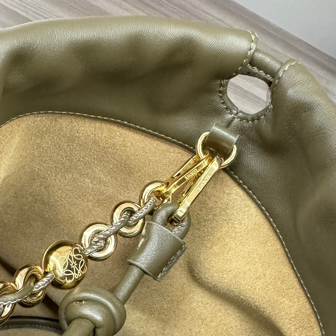 LOE 32 FLAMENCO PURSE BUCKET IN ARMY GREEN LAMBSKIN mysite