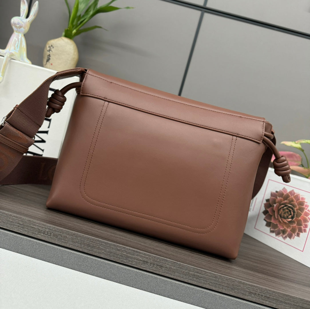FLAMENCO SATCHEL 34 IN PECAN BROWN SHINY SUPPLE CALFSKIN mysite