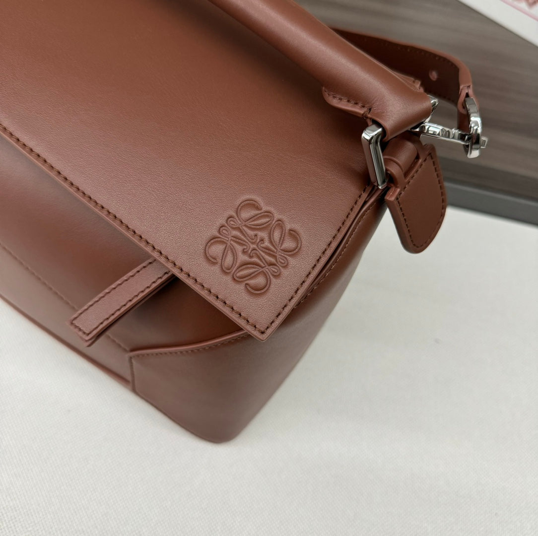 LOE PUZZLE 33 BAG IN PENNY BROWN CALFSKIN mysite