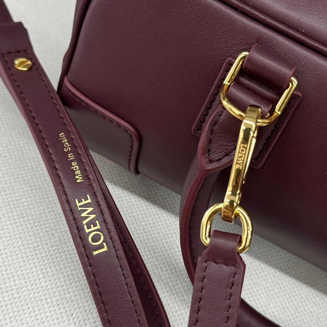 AMAZONA 23 CROPPED BAG IN SANGRIA PURPLE SOFT GRAINED CALFSKIN mysite