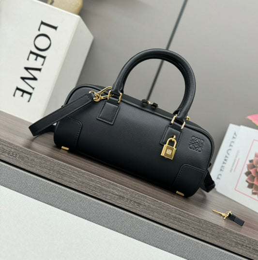 AMAZONA 23 CROPPED BAG IN BLACK SOFT GRAINED CALFSKIN mysite