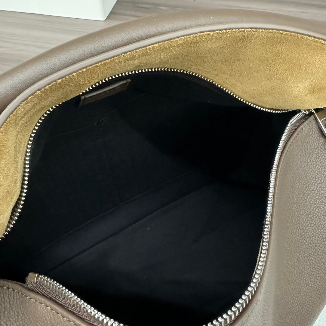 LOE PUZZLE 33 BAG IN WENGE BROWN CALFSKIN mysite