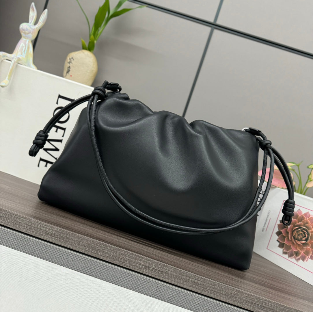 LOE LARGE 41 FLAMENCO PURSE BUCKET IN BLACK LAMBSKIN SILVER HARDWARE mysite