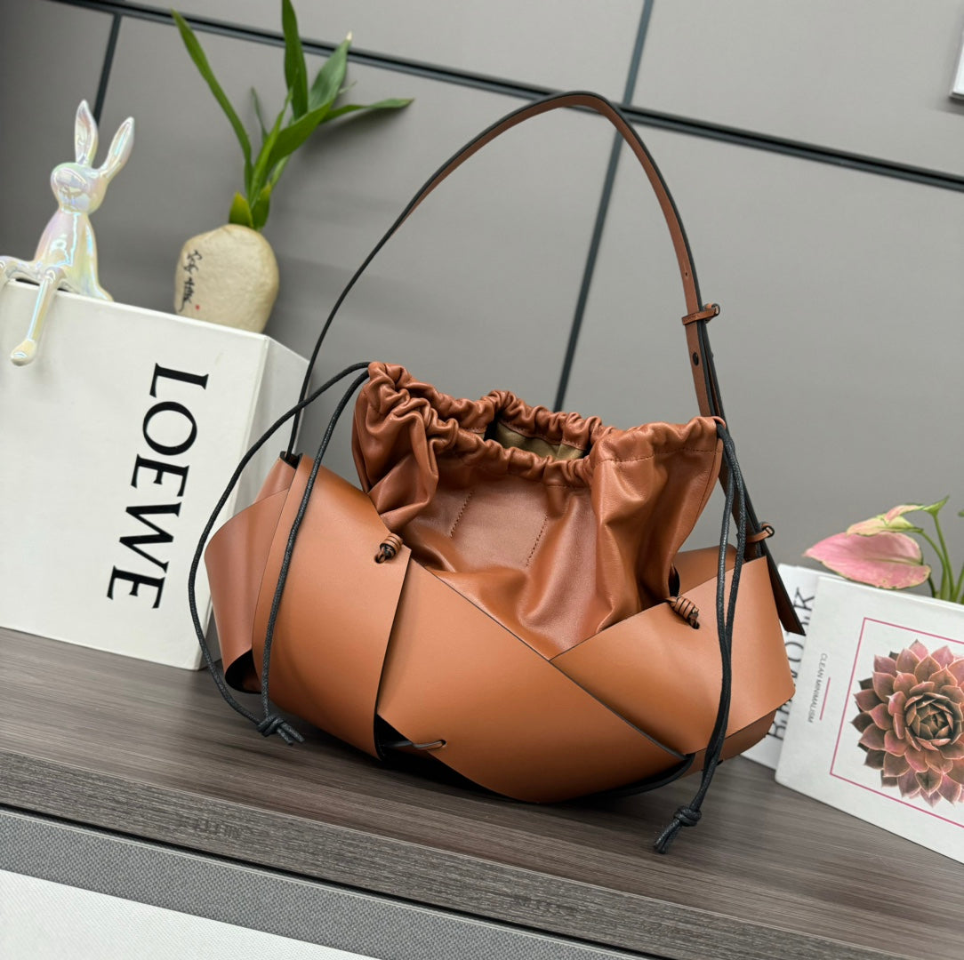 LOE INTERLACED HOBO 38 BAG IN BRONZE BROWN CALFSKIN mysite