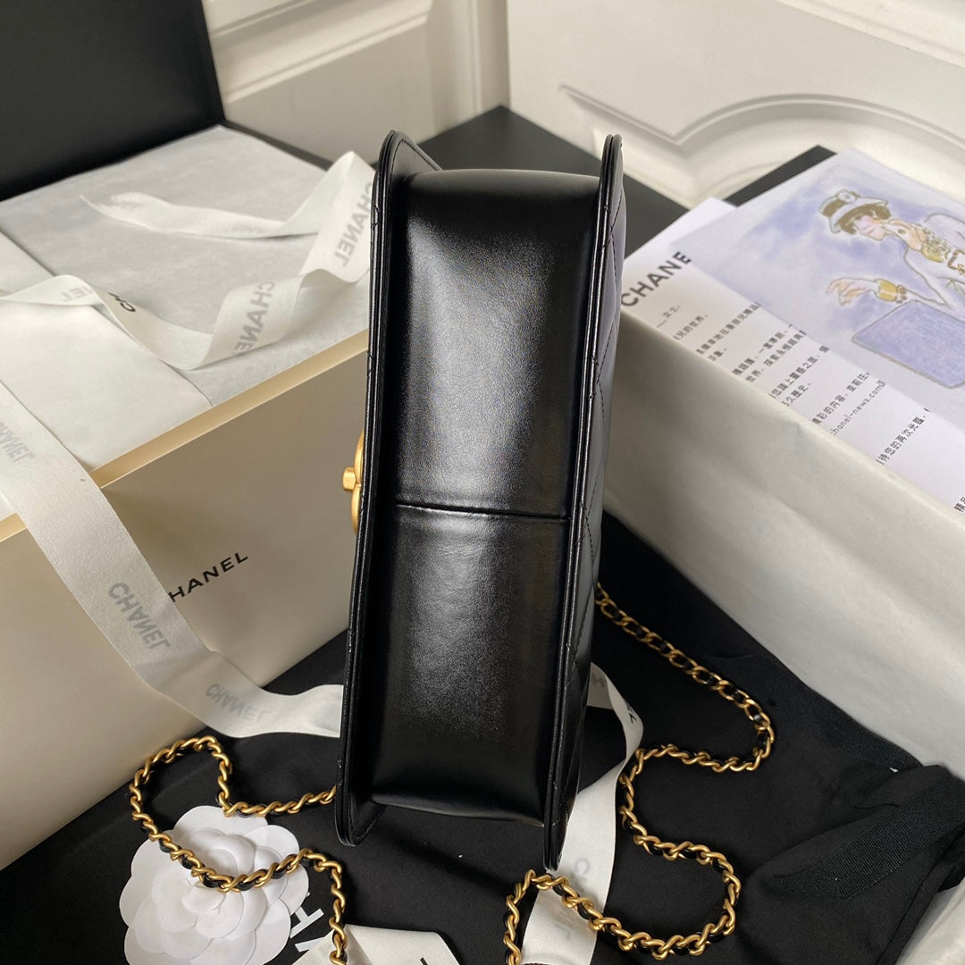 FLAP BAG 22 IN BLACK CALFSKIN WITH DOUBLE GOLD BALL mysite