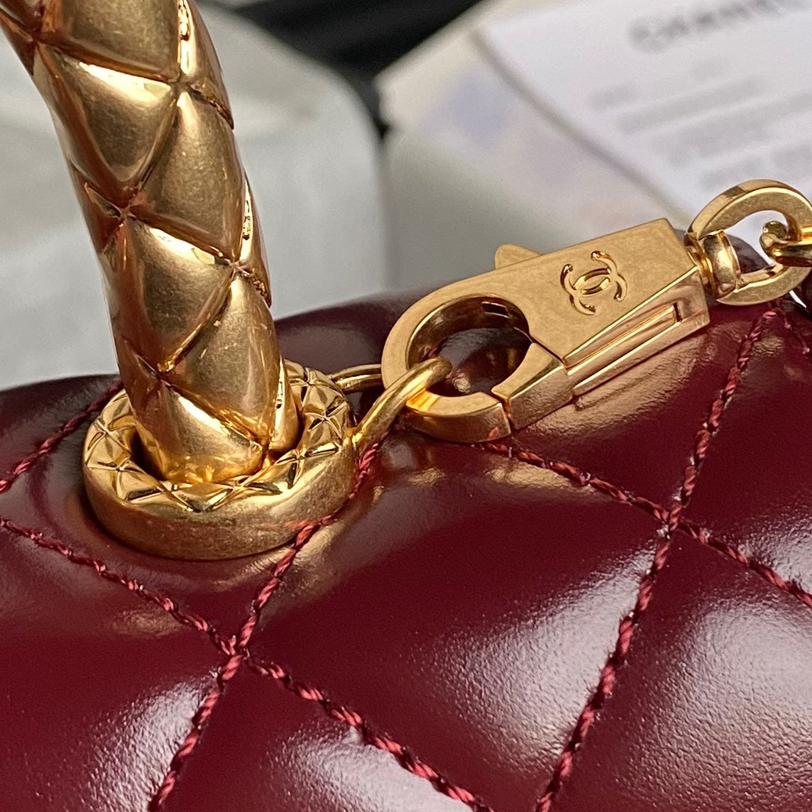 CC 24A Coco Handle Small 23cm Burgundy Patent Calfskin Gold Hardware mysite