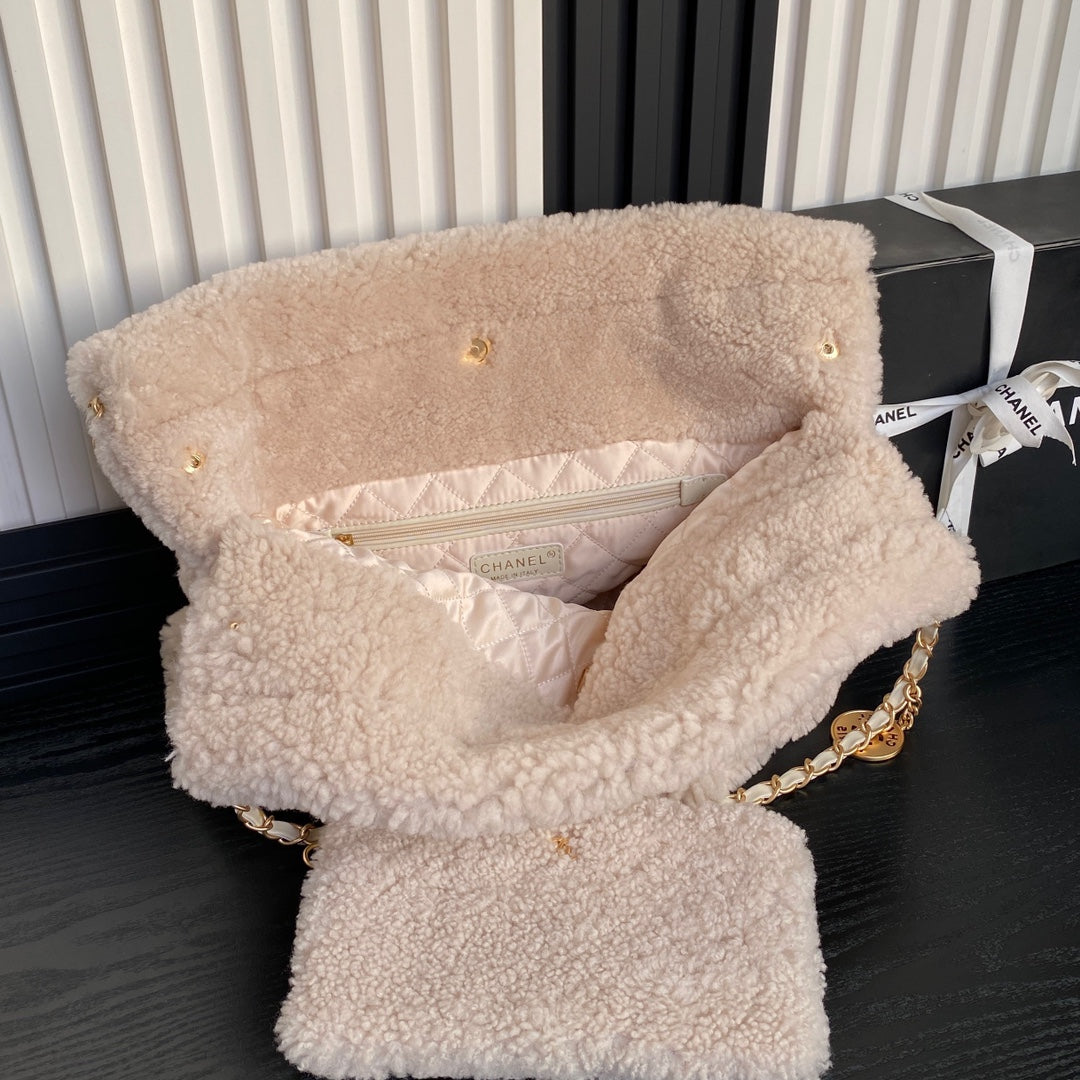 CC 24K Hobo 22 Bag 39cm Beige Wool Fur mysite