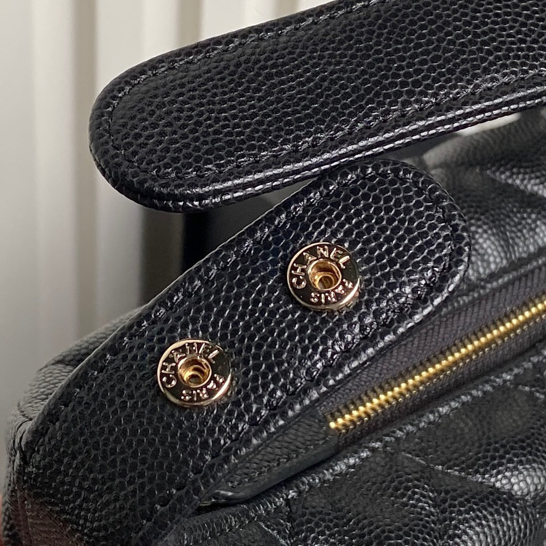 CC 25C Hobo Bag 21.5cm Top Handle Black Grained Calfskin mysite