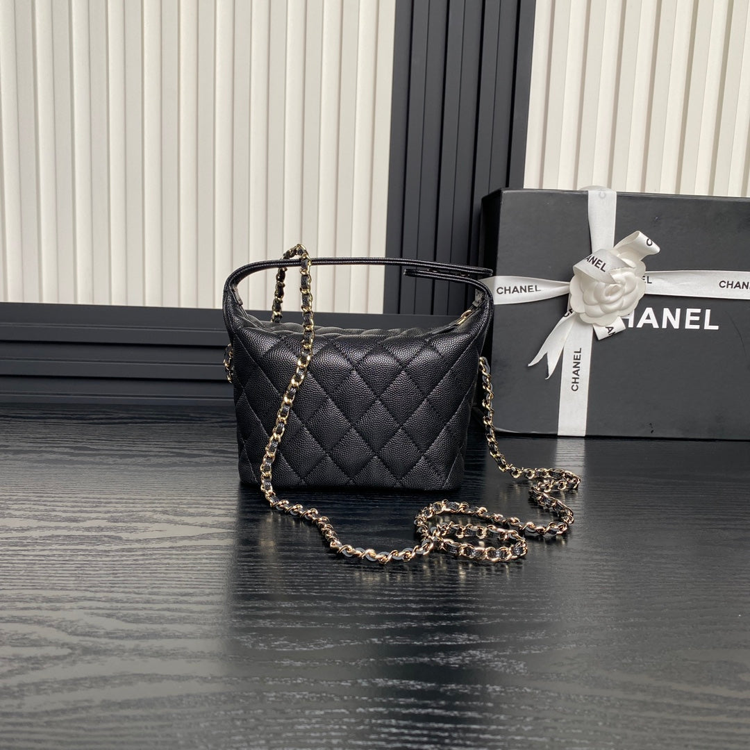 CC 25C Hobo Bag 21.5cm Top Handle Black Grained Calfskin mysite