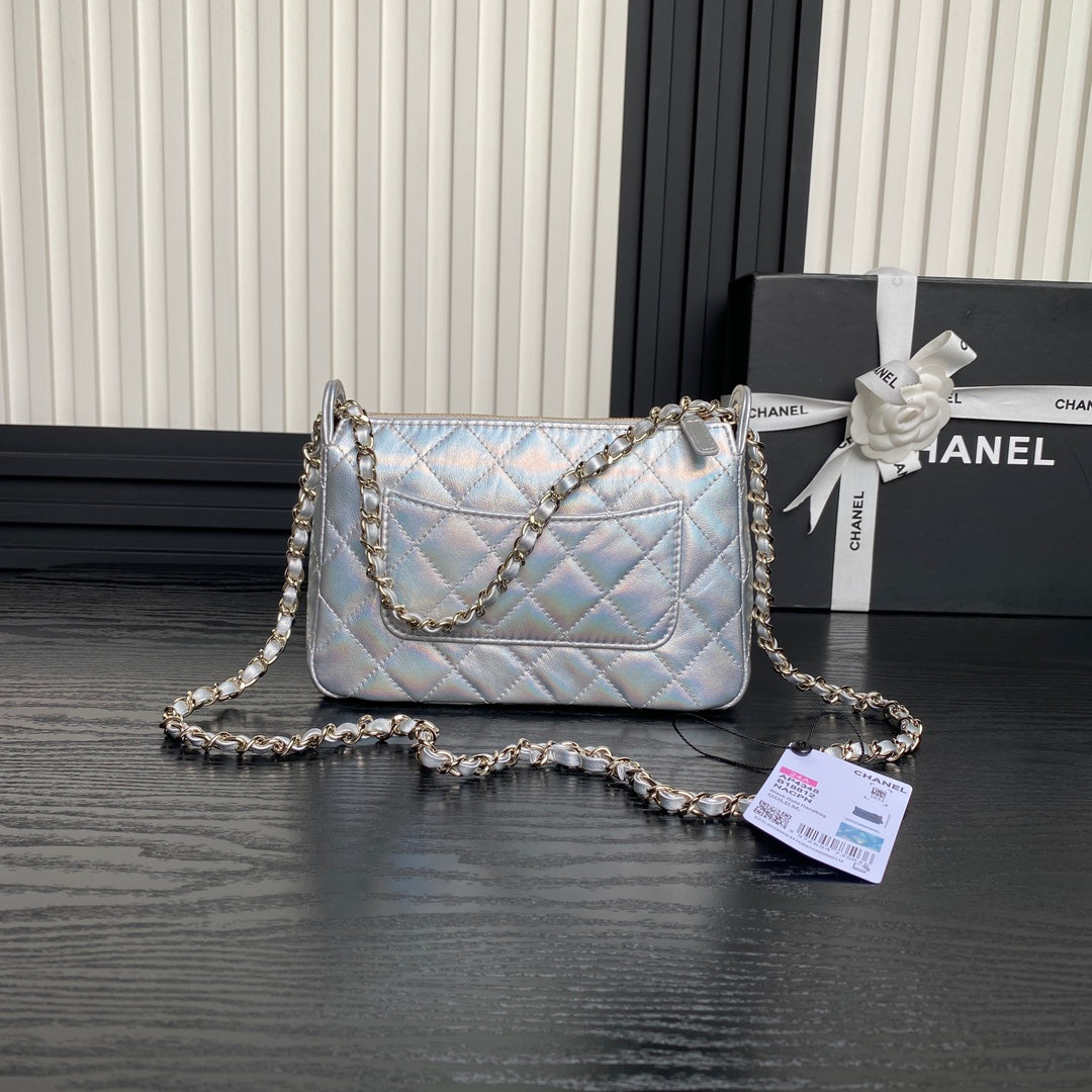 CC 25C Clutch With Strap 21cm Silver Metalic Calfskin mysite