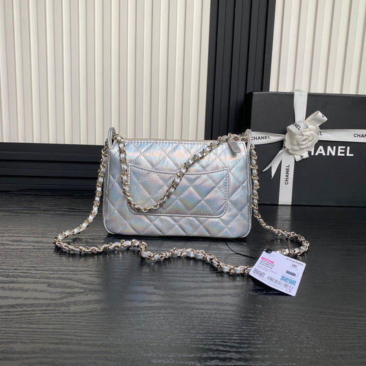 CC 25C Clutch With Strap 21cm Silver Metalic Calfskin mysite
