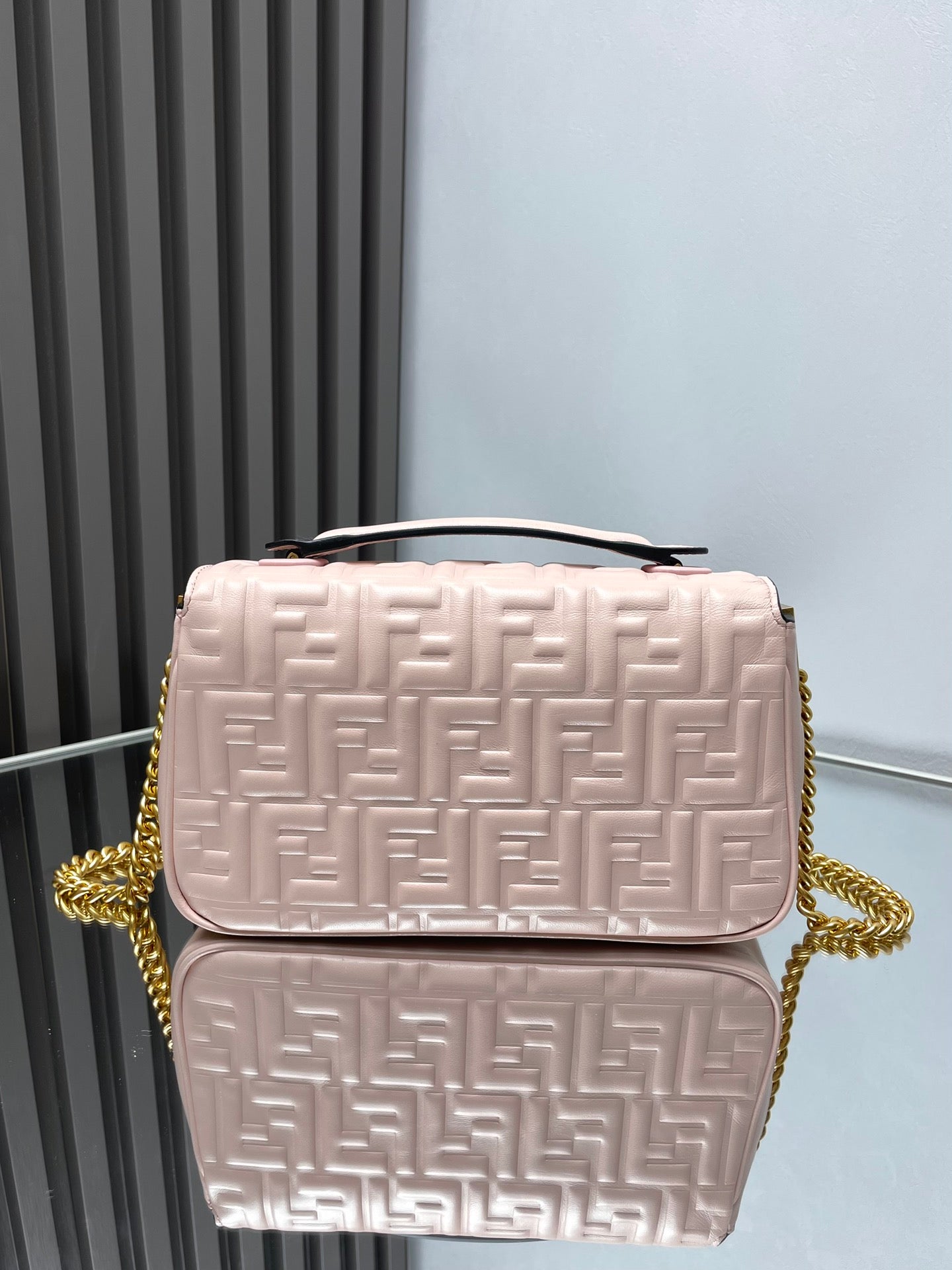 Fend Baguette 24 Bag With FF Motif Pink Leather Ghw mysite
