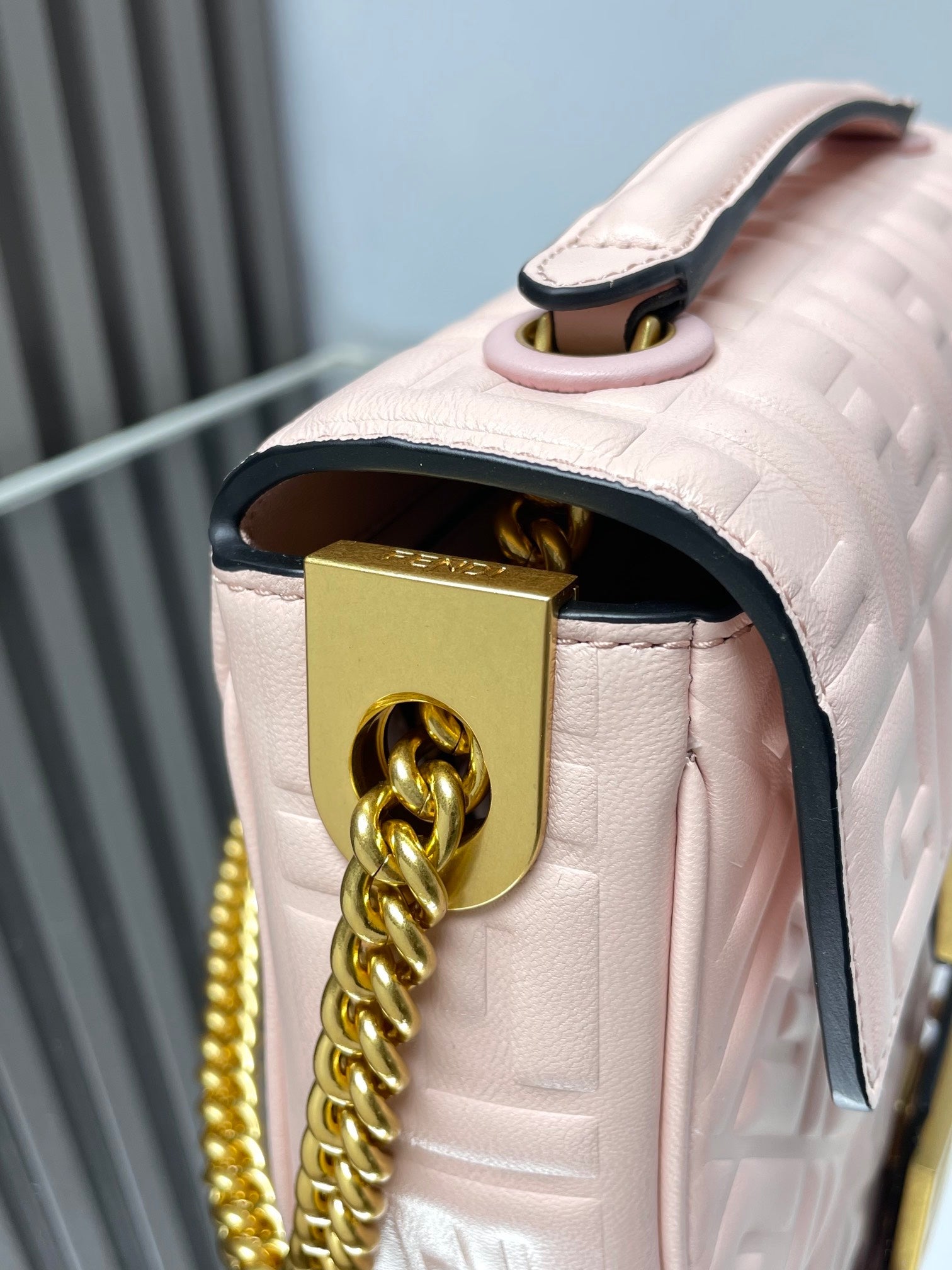 Fend Baguette 24 Bag With FF Motif Pink Leather Ghw mysite