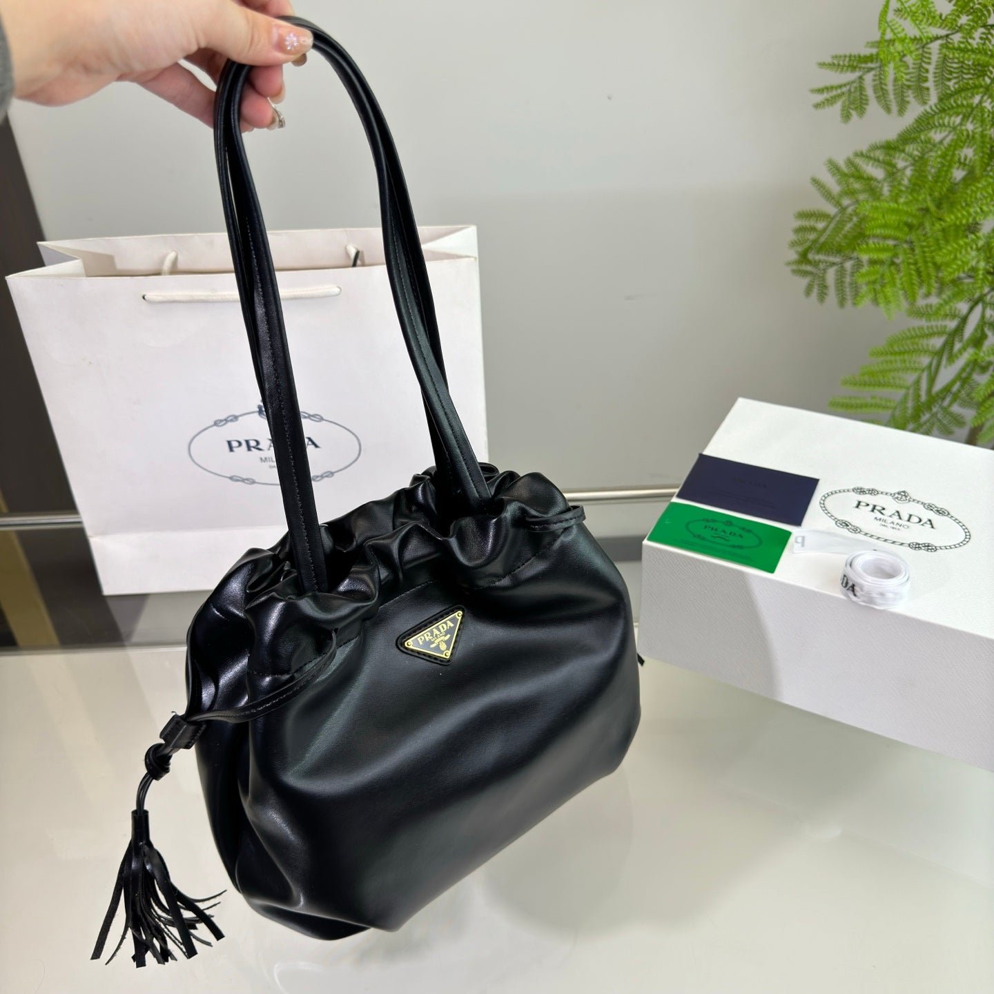 DRAWSTRING BUCKET BAG 25 IN BLACK SOFT LAMBSKIN mysite