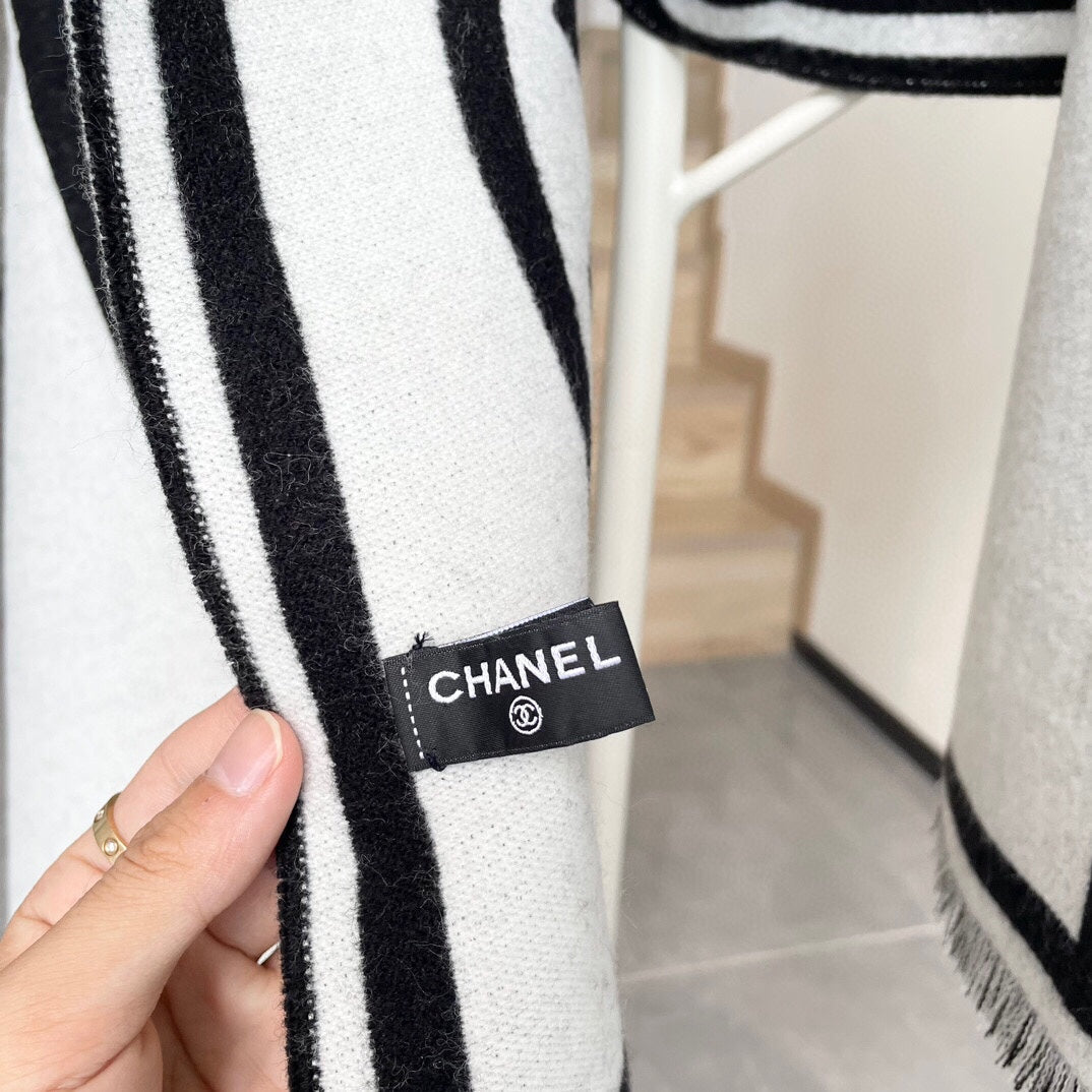 CC Scarf 195 CM White Mix Black Cashmere And Wool 418442 mysite