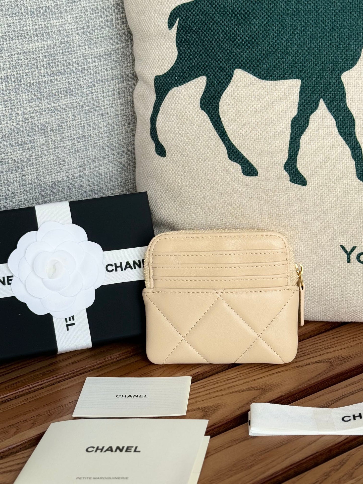 cc 19 zipped coin purse 11cm cream lambskin gold hardware mysite