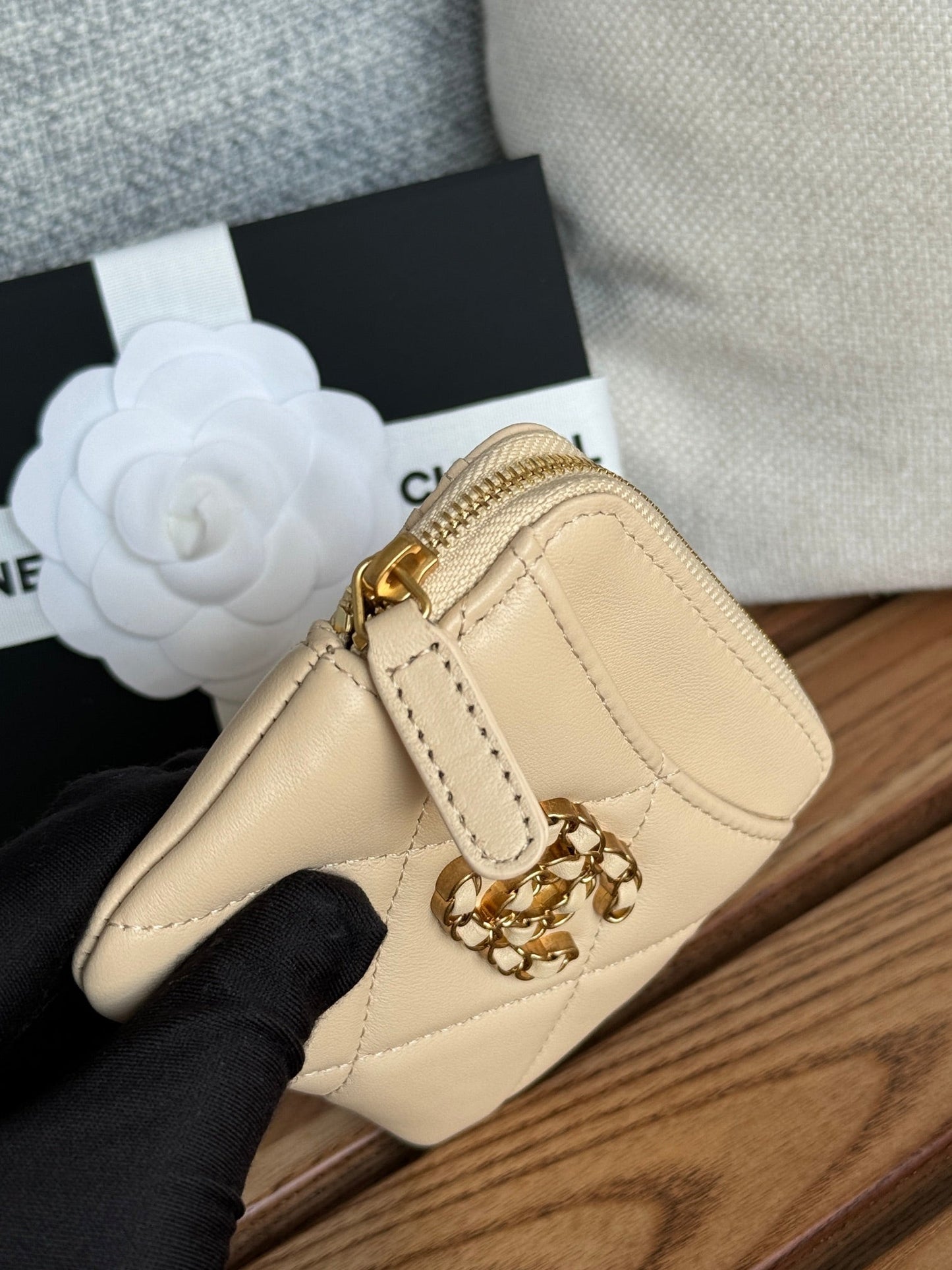 cc 19 zipped coin purse 11cm cream lambskin gold hardware mysite