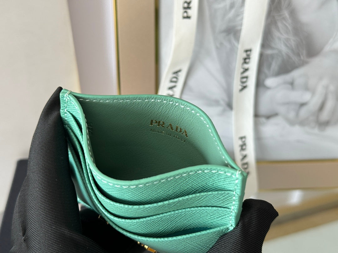 PRA 10 CARD HOLDER IN SEAFOAM GREEN CALFSKIN mysite