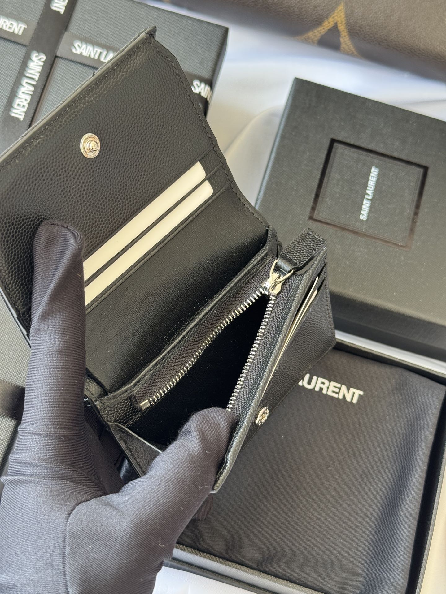 YSL Wallet Black Silver Cowhide 240574 mysite