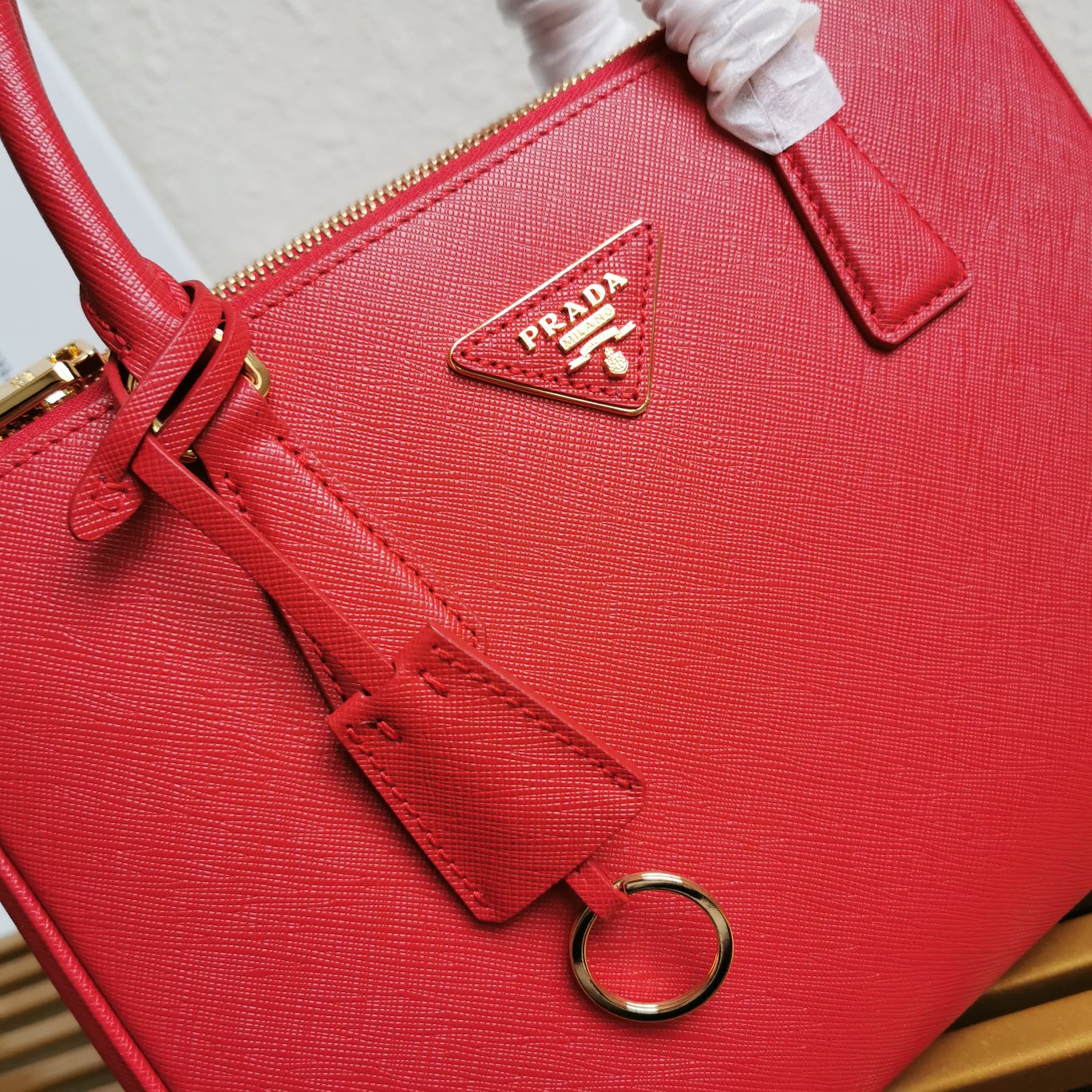 PRA GALLERIA 28 BAG IN CHERRY RED SAFFIANO LEATHER mysite