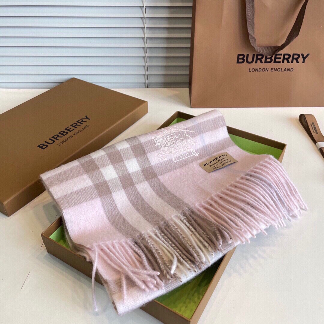 CLASSIC CHECK SCARF 180 CM IN PASTEL PINK CASHMERE 394770 mysite