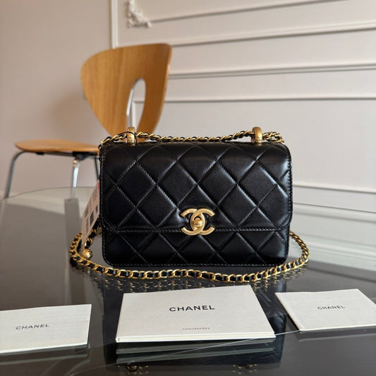 Mini Flap 19cm Black Lambskin Gold Hardware mysite