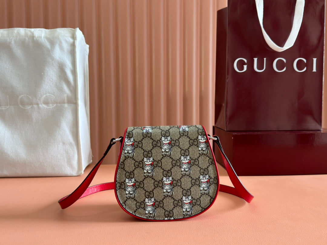 Gucci Cat Print Shoulder Bag White Red Beige Canvas 239660 mysite