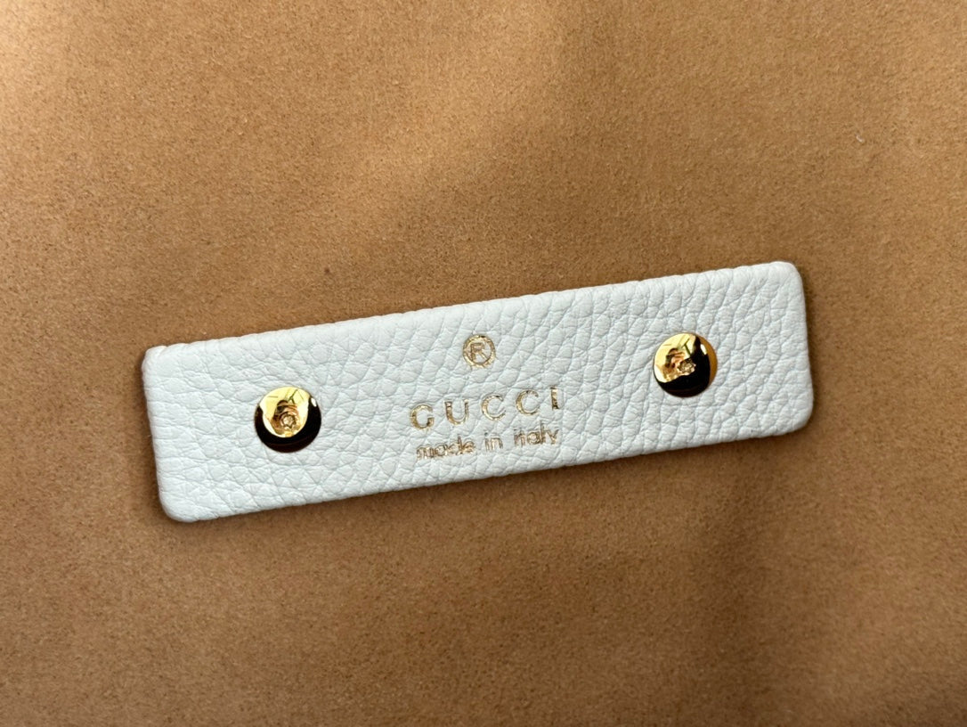 Gucci Softbit Shoulder Bag White Calfskin 248332 mysite