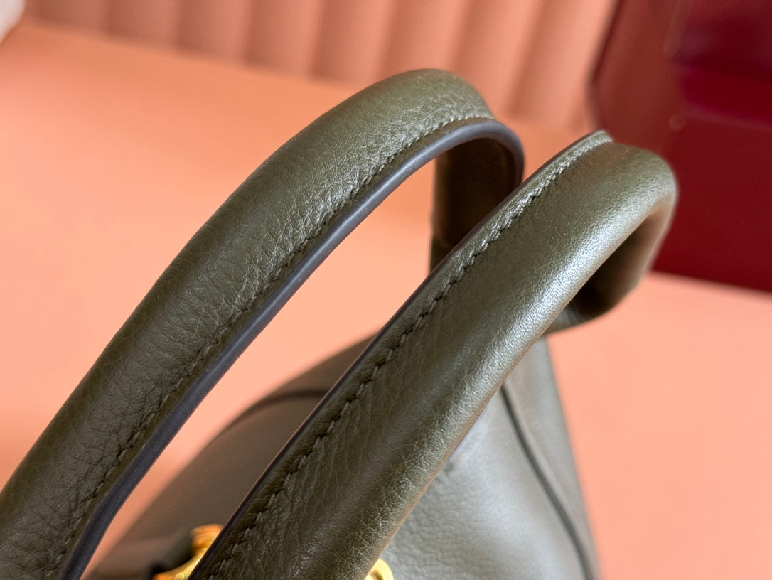 Gucci Softbit Shoulder Bag Green Calfskin mysite