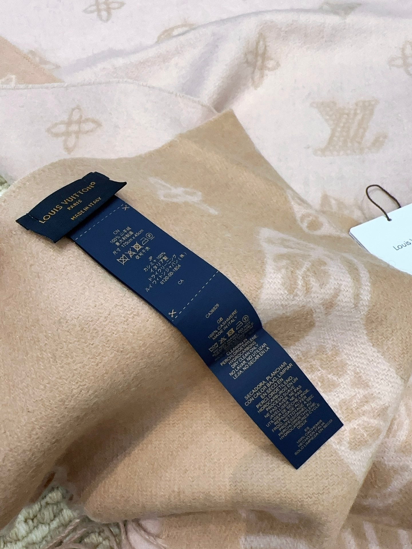 SCARF 170 CM IN LIGHT PINK MONOGRAM CASHMERE 396380 mysite