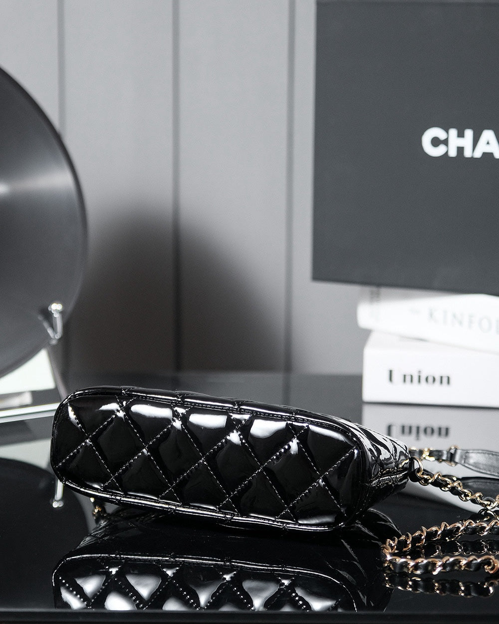 SMALL SHOPPING BAG 20 IN BLACK GLOSSY CALFSKIN GOLD HARDWARE mysite