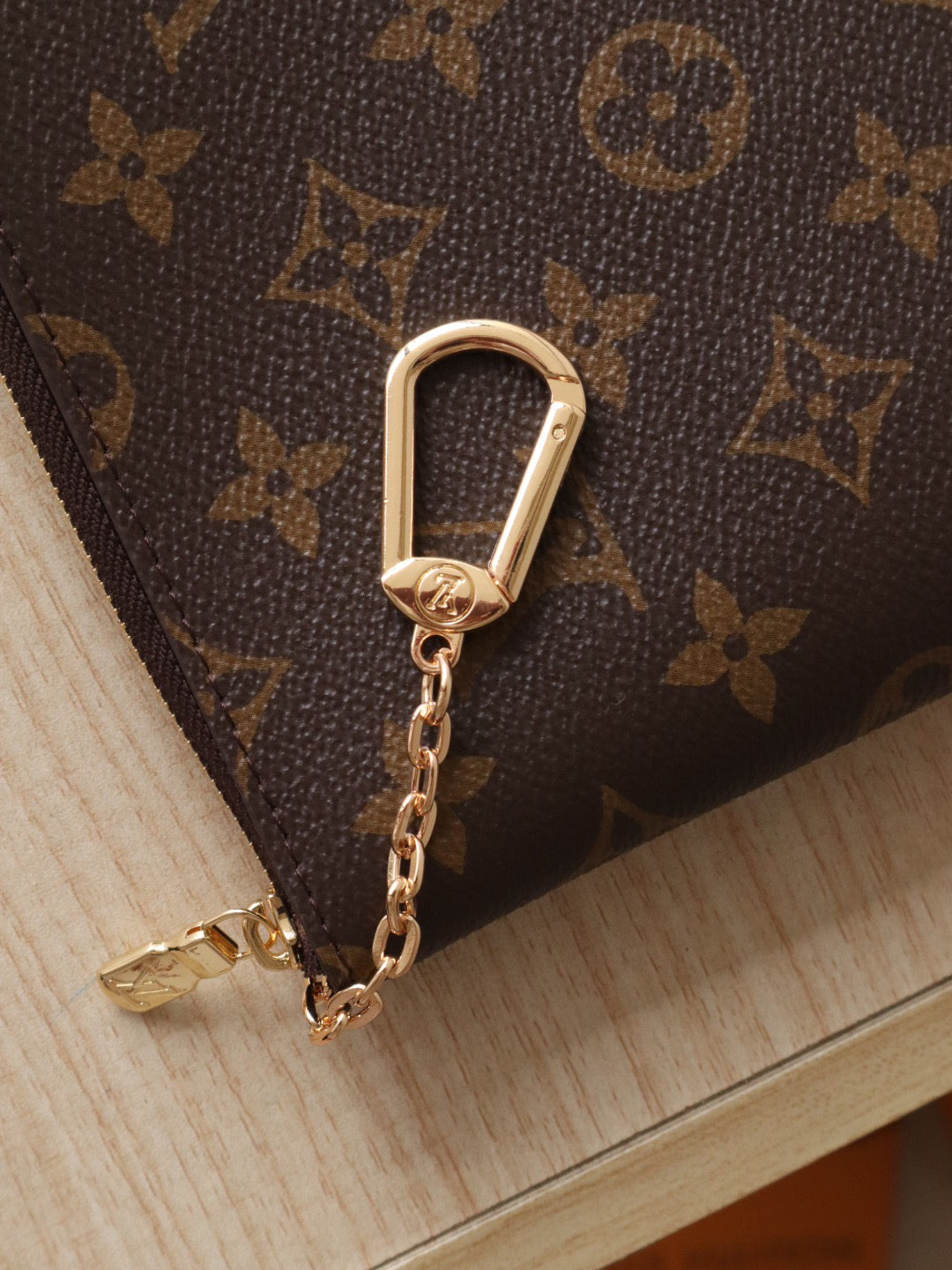 LV Pochette Clés 33cm Brown Monogram Canvas GHW mysite