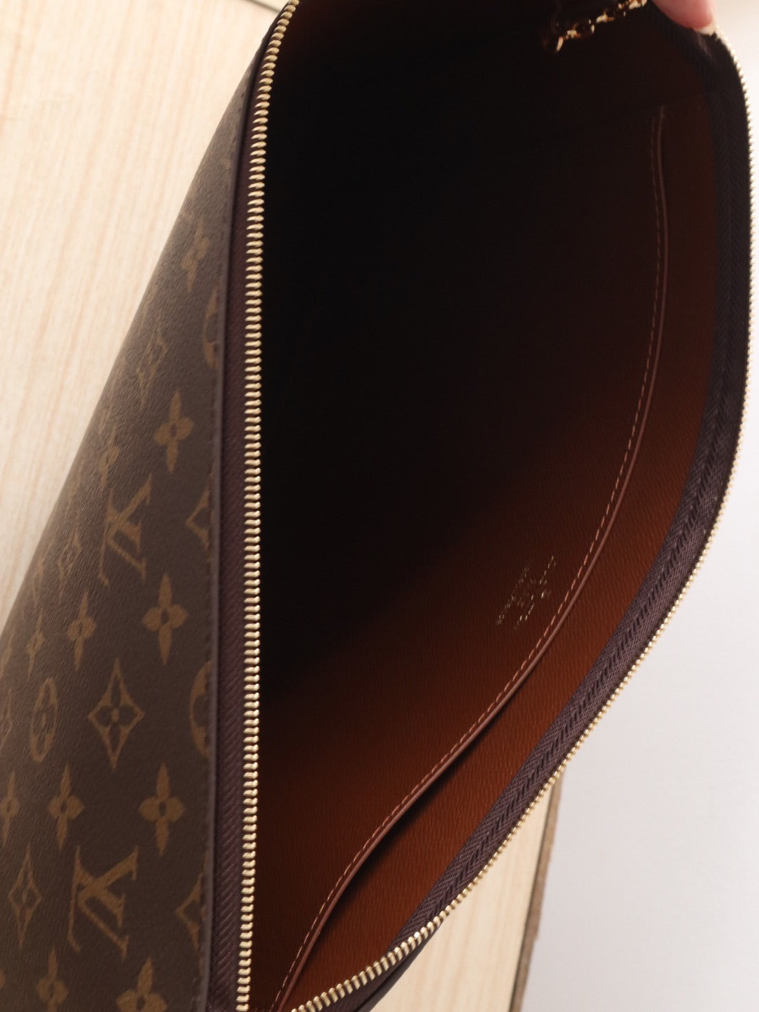 LV Pochette Clés 33cm Brown Monogram Canvas GHW mysite