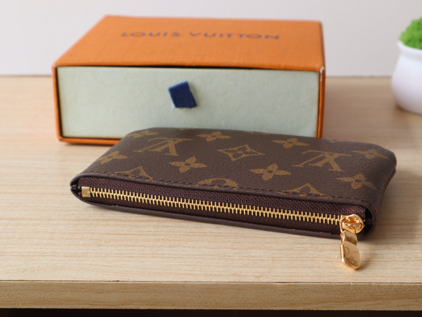LV Pochette Clés Medium 15cm Brown Monogram Canvas GHW mysite
