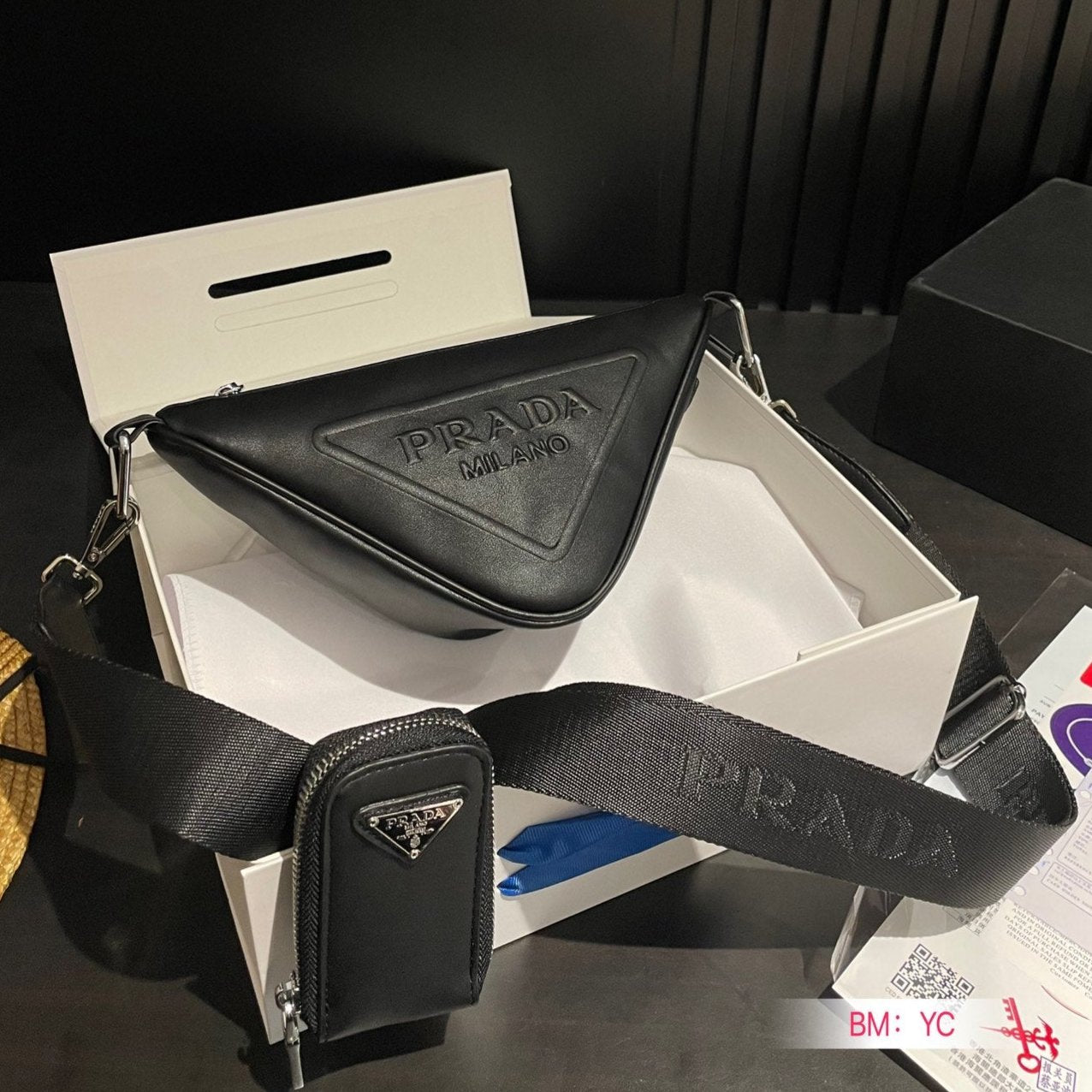 PRA TRIANGLE 26 SHOULDER BAG IN BLACK CALFSKIN mysite