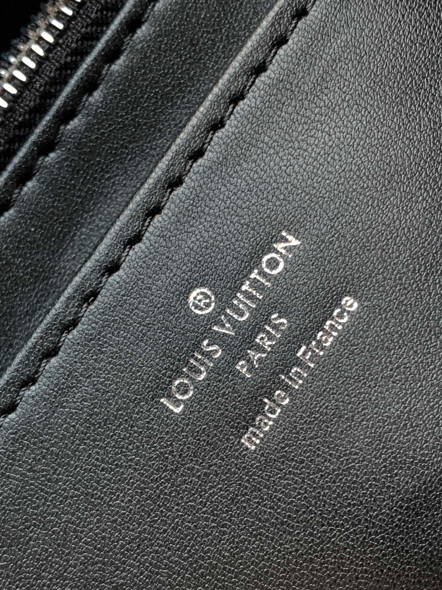 LV WOC Go-14 20cm White Black Blue Sheepskin Metal HW mysite