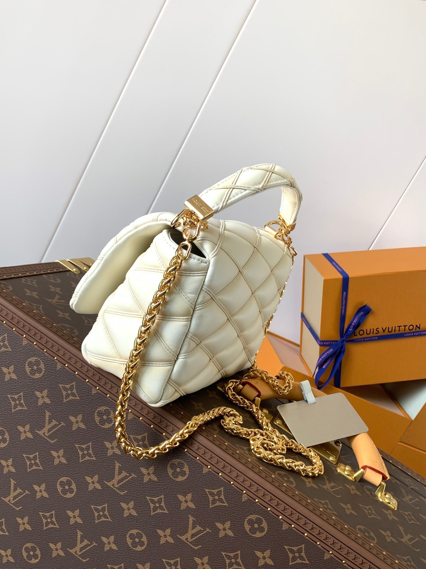 LV GO-14 MM 23cm Vanila Lambskin GHW mysite